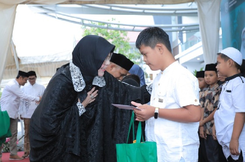 Illiza Canangkan Kembali 15 Ramadhan sebagai Hari Yatim