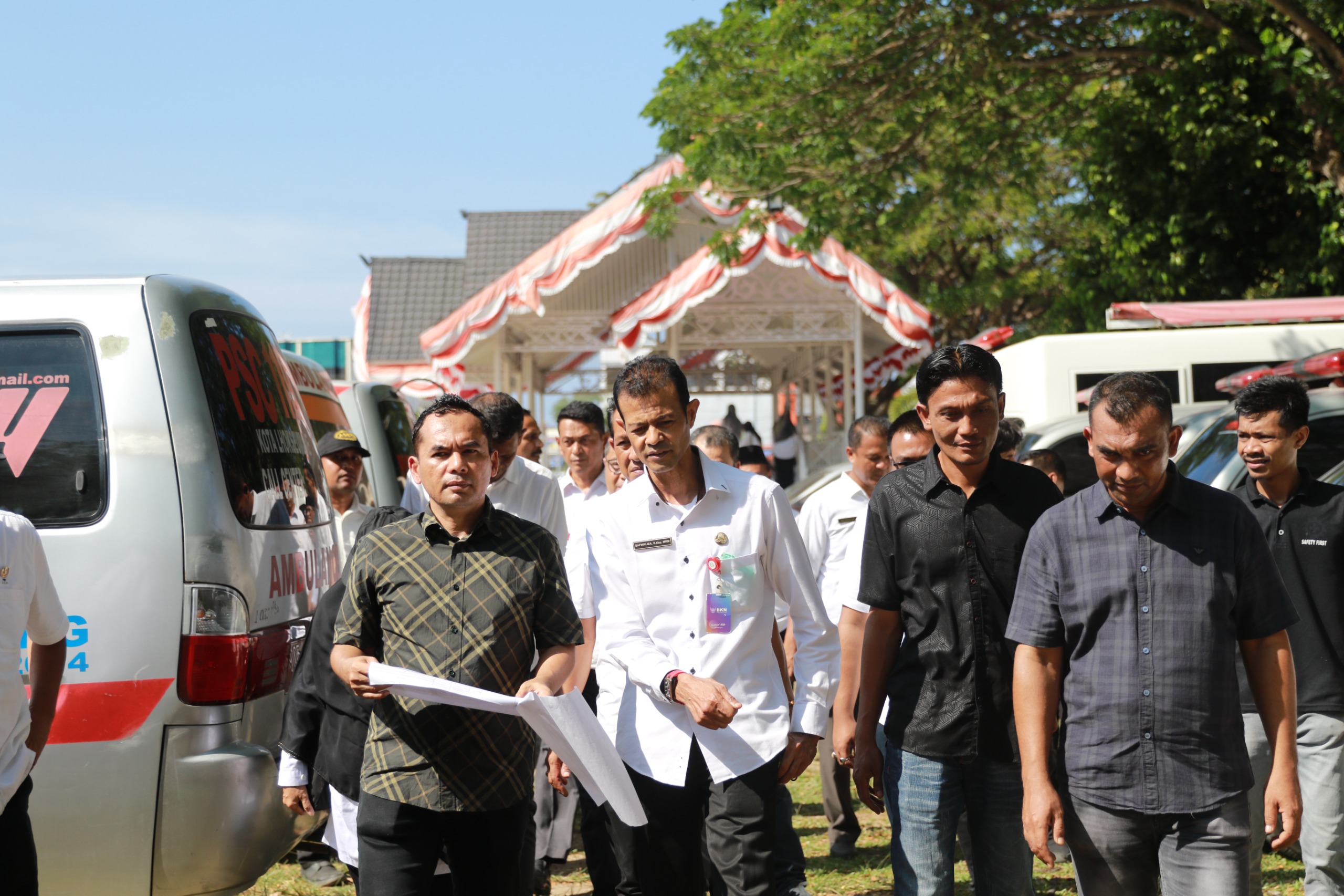 Walikota Lhokseumawe Periksa Kelengkapan Kendaraan Dinas Roda 4