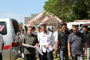 Walikota Lhokseumawe Periksa Kelengkapan Kendaraan Dinas Roda 4