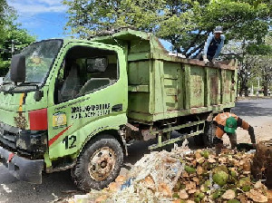 DLH Aceh Besar Siapkan 57 Armada Angkut Sampah selama Ramadan