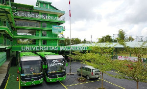 Konflik Ayah dan Anak, Rusli Bintang Pecat M Kadafi dari Rektor Universitas Malahayati