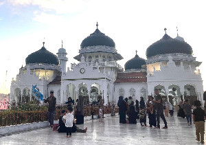 Antrean Pernikahan di Masjid Raya Baiturrahman Membludak Selama Bulan Syawal