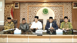 Menag Nasaruddin Umar Silaturahim ke MUI, Bahas Dua Agenda Utama