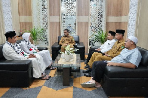 Pj Wali Kota Sabang Terima Kunjungan Syaikh Barjas Dawood el A’War dari Palestina