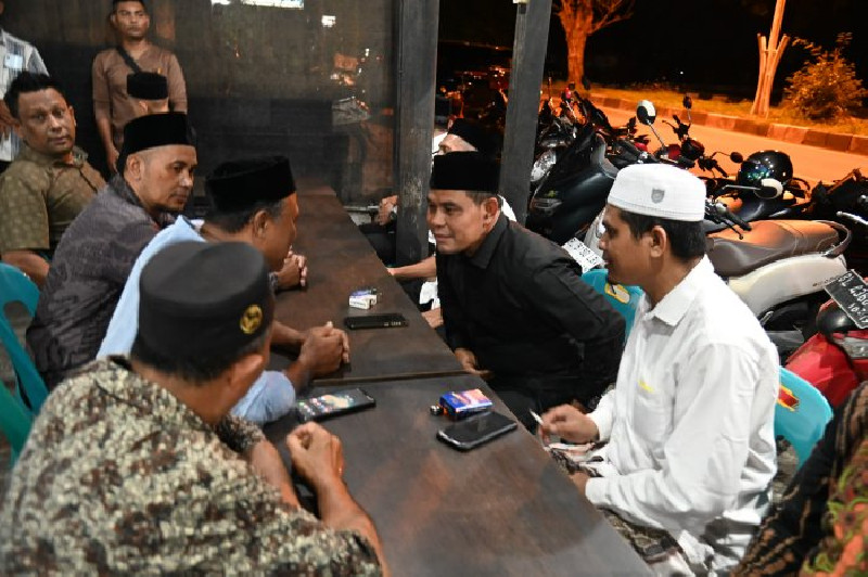 Bupati Aceh Besar Ngopi Bareng di Jurong Peujeura, Ini Harapan Masyarakat