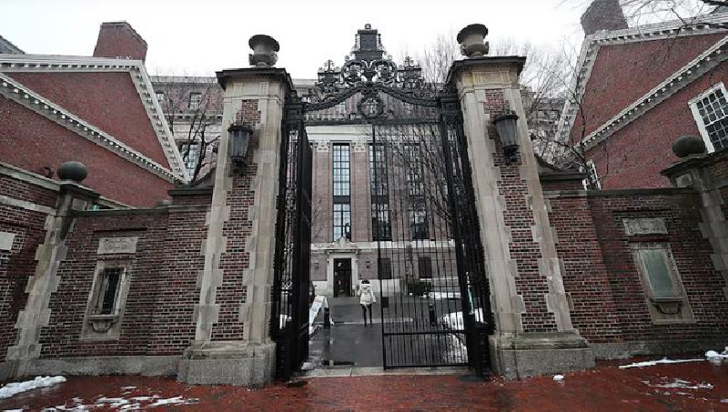 Harvard: Keluarga dengan Penghasilan Tahunan USD200 Ribu atau Kurang, Biaya Kuliah Gratis