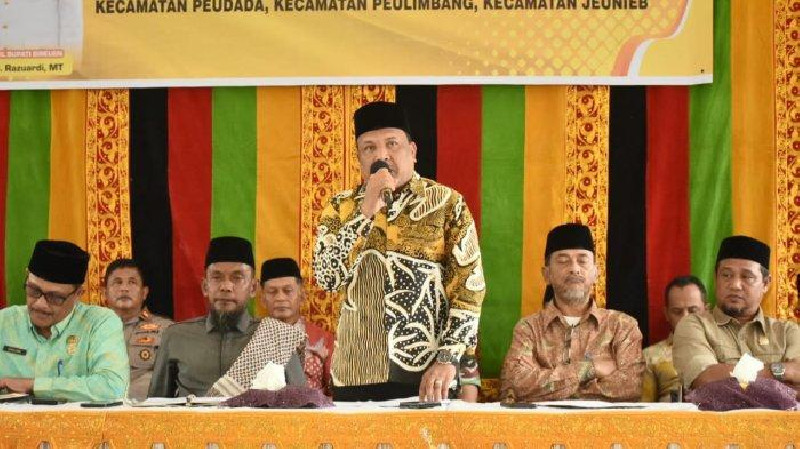 Bupati Mukhlis Harap Gampong di Bireuen Bangun 2 Rumah Duafa Tiap Tahun