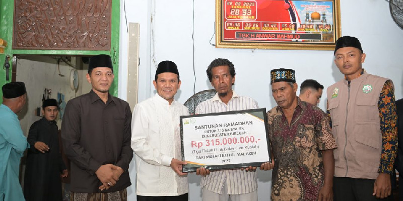 Wakil Gubernur Aceh Safari Ramadhan di Masjid Besar Peusangan Bireuen