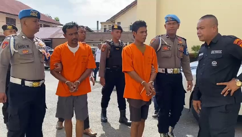 Terekam CCTV, Dua Pelaku Lempar Bom Molotov ke Rumah Warga di Lhokseumawe Ditangkap Polisi