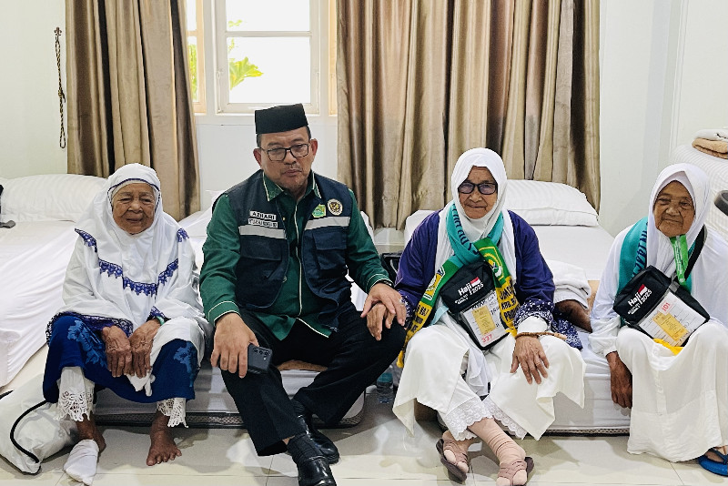 Jemaah Lansia Diminta Tidak Habiskan Banyak Energi Sebelum Puncak Haji