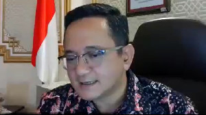 Fasilitasi Haji Ilegal, KJRI Jeddah: Denda Uang, Penjara, dan Deportasi Menanti!