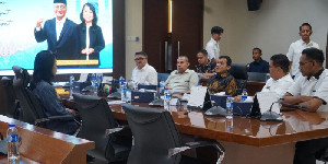 Wagub Fadhlullah Bahas TPST Blang Bintang dan Banjir Subulussalam di Kementerian PU