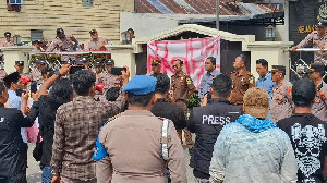 Mahasiswa Demo Kejari Aceh Tengah, Tuntut Kajari Andi Hendra Jaya Dicopot