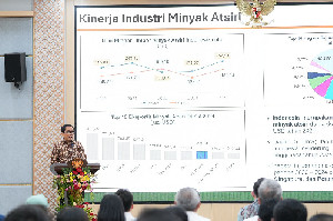 Pemerintah Dorong Ekosistem Industri Minyak Atsiri Lewat Aromatika Indofest 2025