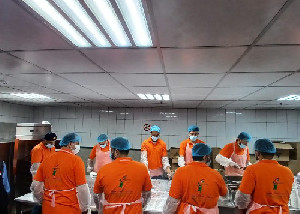 Tim Sanitasi dan Pengamanan Pangan KKHI Madinah Rutin Lakukan Inspeksi