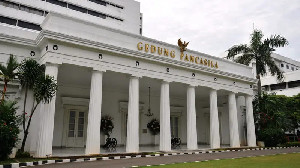 Ketegangan Memuncak, Indonesia Desak India-Pakistan Utamakan Dialog