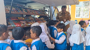 Perpustakaan Keliling Kunjungi TK di Lhokseumawe, Bangkitkan Minat Baca Anak di Era Digital