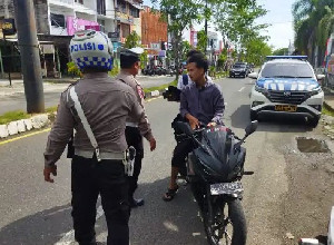 Polres Aceh Barat Gelar Patroli Hunting System, 17 Pelanggar Lalu Lintas Ditilang