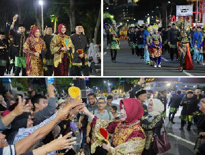Delegasi Banda Aceh Curi Perhatian di Karnaval Budaya APEKSI VII Surabaya