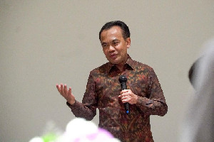 Ini Kriteria Pekerja dan Guru Honorer Penerima Manfaat Bantuan Subsidi Upah