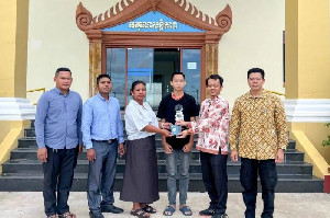 KBRI Phnom Penh Kunjungi 22 WNIB di Detensi Polisi dan Shelter Sosial Sihanoukville