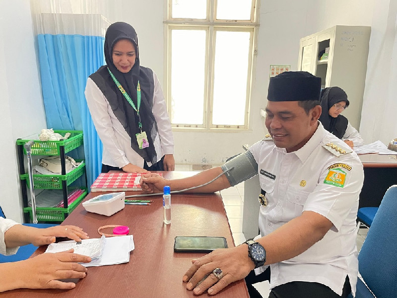 Pastikan Pelayanan Kesehatan Optimal, Bupati Aceh Besar Tinjau Empat Puskesmas