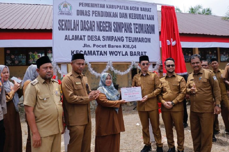SD Swasta SP Teumarom Jadi Negeri dan Terima Bantuan Rehab Rp146 Juta