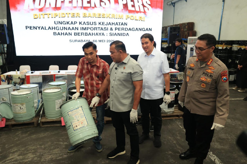 Polri Bongkar Perdagangan Ilegal Sianida di Jawa Timur, Omzet Capai Rp59 Miliar