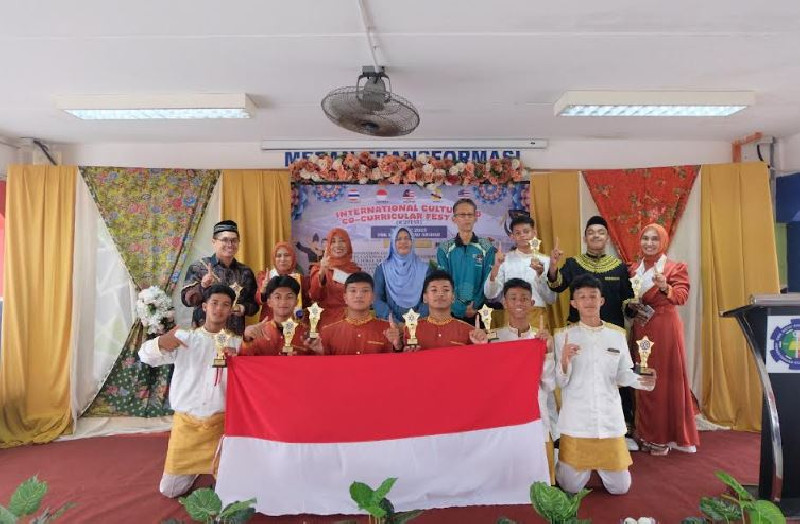 Harumkan Indonesia, Rapai Geleng MAN 1 Banda Aceh Raih Juara di IC2Fest 2025