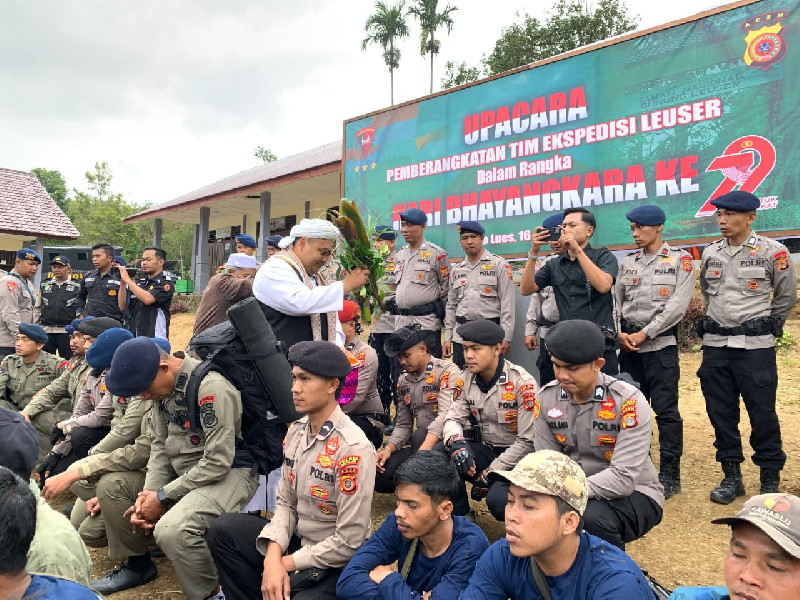 Tim Ekspedisi Gunung Leuser Terus Bergerak, Melintasi Tantangan Alam Menuju Titik Tertinggi