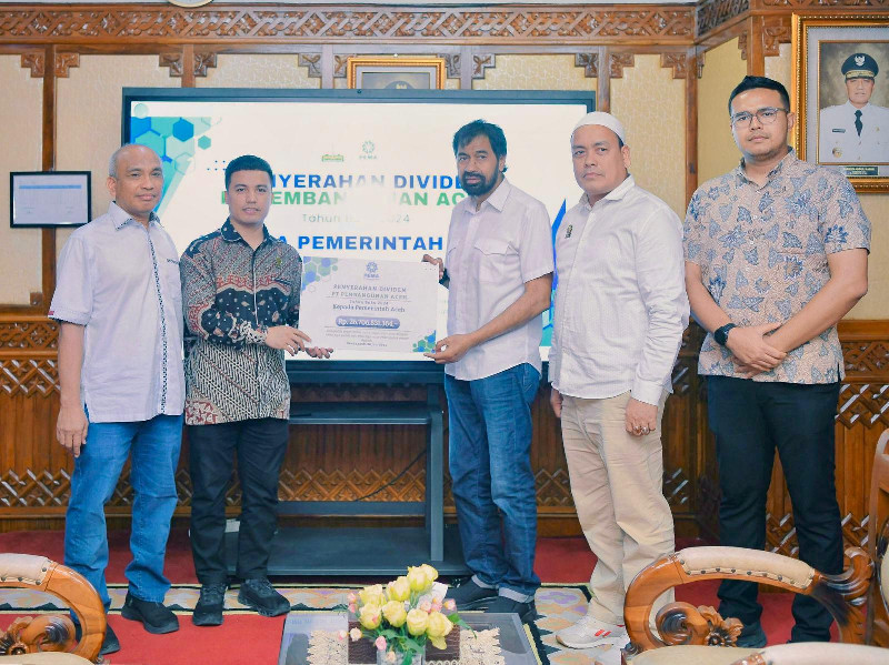 PEMA Serahkan Dividen Rp26,7 Miliar ke Pemerintah Aceh