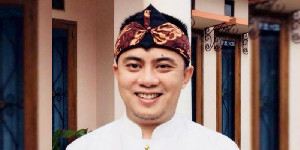 Hedonisme Hakim: Palu Kehilangan Martabat