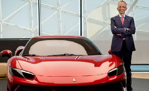 Ferrari Cetak Rekor Pembeli Muda, Siap Luncurkan Mobil Listrik Perdana