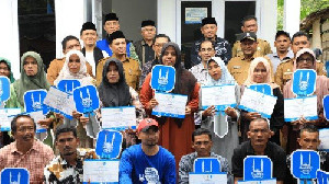 BMK Aceh Utara dan Islamic Relief Bangun 33 RLH untuk Warga Cot Girek