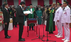 Zulkifli dan Suradji Resmi Dilantik Jadi Wali Kota dan Wakil Wali Kota Sabang
