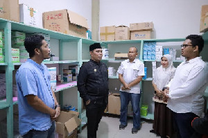 Bupati Aceh Besar Sambangi Puskesmas Lhoong