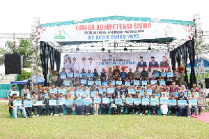 Kadisdik Aceh Tutup LKS Dikmen ke-33, Kota Banda Aceh Raih Juara Umum