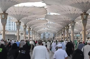 Arab Saudi Terapkan Skema Khusus Kendali Kerumunan di Masjid Nabawi Pasca-Puncak Haji