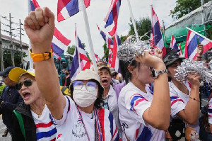 Panggilan Telepon Perdana Menteri Bocor, Thailand dalam Krisis Pemerintahan