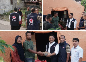 PMI Kota Banda Aceh Salurkan Bantuan untuk Korban Kebakaran di Gampong Sukaramai