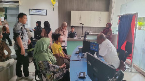 Respons Laporan Masyarakat, Dinsos Banda Aceh Lakukan Penjangkauan Tunawisma