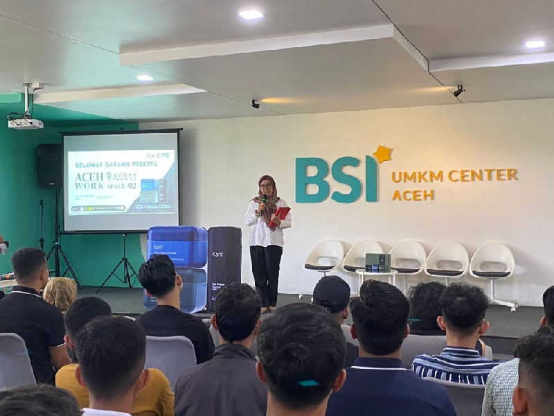 Dispar Banda Aceh Kolaborasi dengan KAHF Gelar Aceh Barber Preneur Work Space