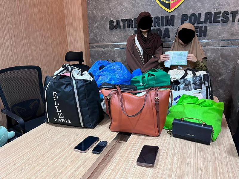 Diduga Gelapkan Emas, Dua Wanita Muda Ditangkap Polisi di Banda Aceh