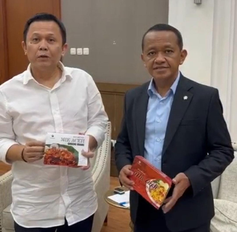 Andi HS Pererat Silaturahmi, Bawakan Mie Aceh ke Ketua Umum Golkar Bahlil Lahadalia