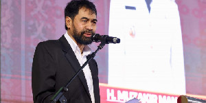 Gubernur Aceh Terima Penghargaan Pimred Award 2025 di Banten