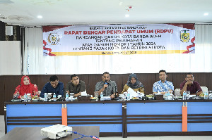 Banleg DPRK Banda Aceh Gelar RDPU Raqan Tentang Pajak dan Retribusi Kota