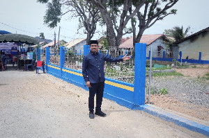 Terkesan Angker, Wakil Ketua DPRK Banda Aceh Inisiasi Pemugaran Makam di Lampaseh