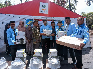 BKPRMI Aceh Besar Salurkan Donasi Kepada Korban Rumah Terbakar di Sibreh
