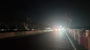 Lampu Jembatan Lamnyong Banda Aceh Padam, Warga Minta Segera Diperbaiki
