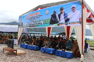 Menteri Lingkungan Hidup Launching Qanun Desa Pengelolaan Sampah di Aceh Tengah